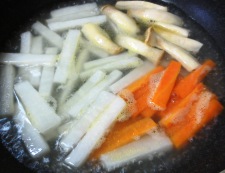 牛肉と野菜の中華スープ煮　調理②