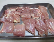 甘酢照り焼きチキン　材料鶏もも肉