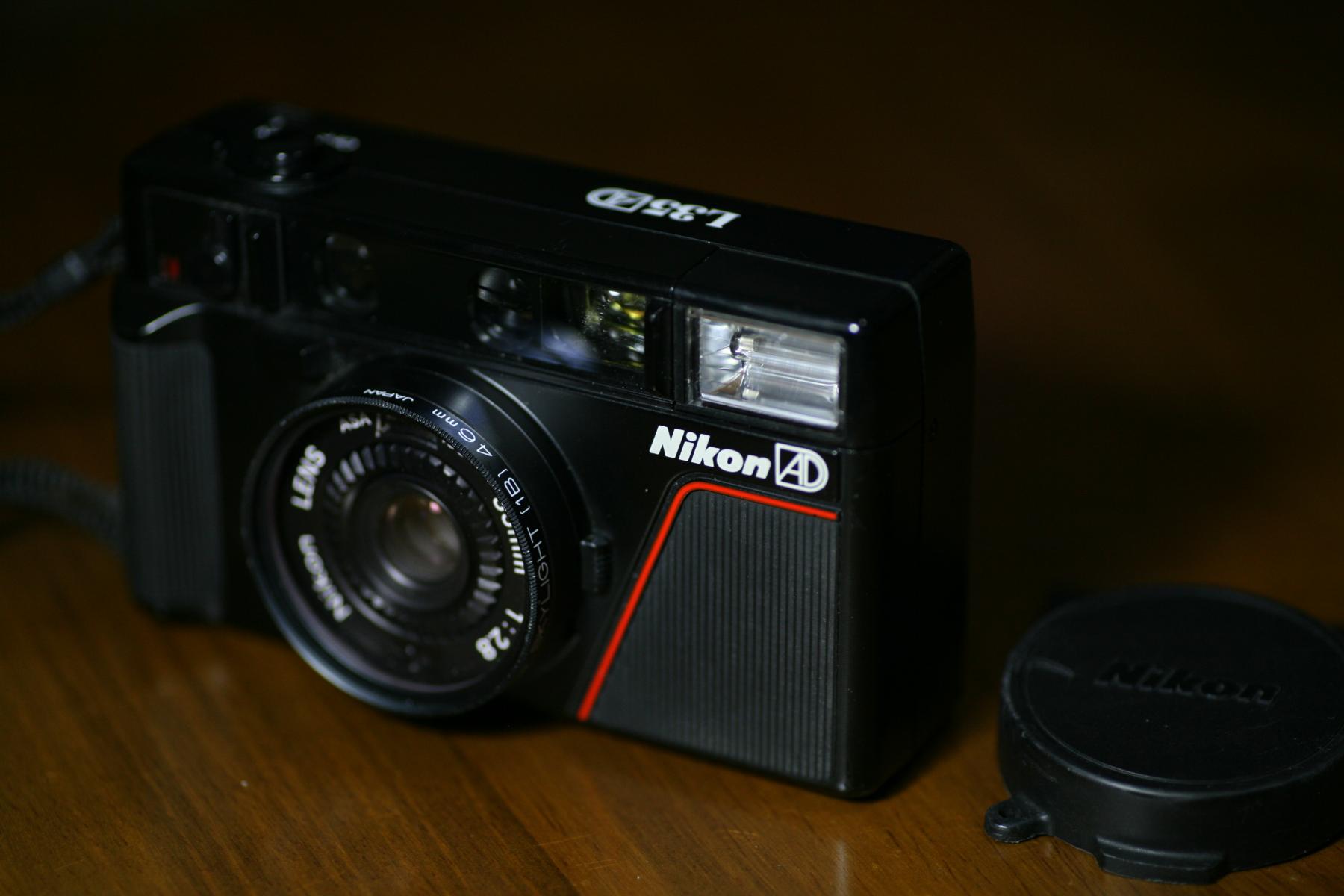 カメラ フィルムカメラ ニコン初のコンパクトカメラ L35AD 「ピカイチ」 | しもた屋