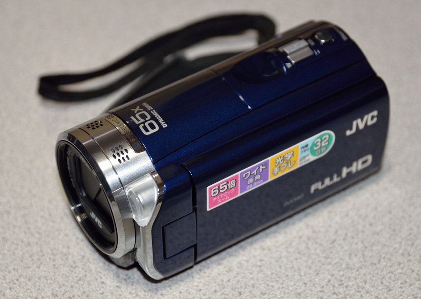廉価ビデオカメラ「JVC Everio GZ‐E565」を購入 | Cinema Kingdom Blog