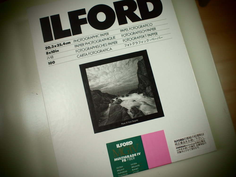 オーダー受付中 イルフォード 印画紙 白黒　六切 100枚 ILFORD MGIV 8X10 フィルムカメラ