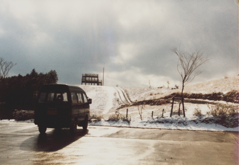 MINICAB2-04A.jpg