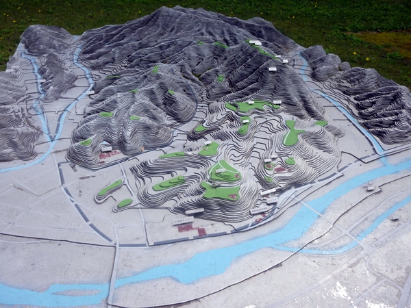 月山富田城立体模型